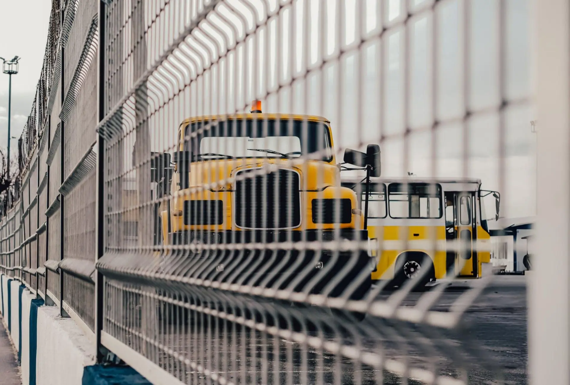 chain link fence Industrial Plants
