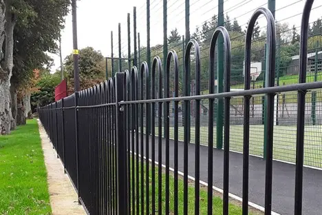 Bow Top Fencing rander 5